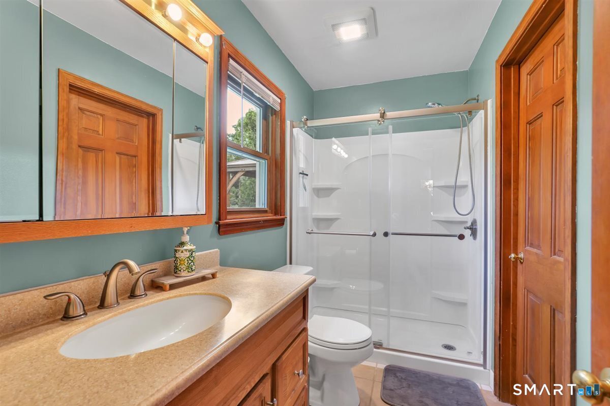 17 Eileen Lane Enfield CT 06082