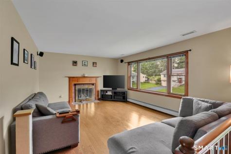 17 Eileen Lane Enfield CT 06082