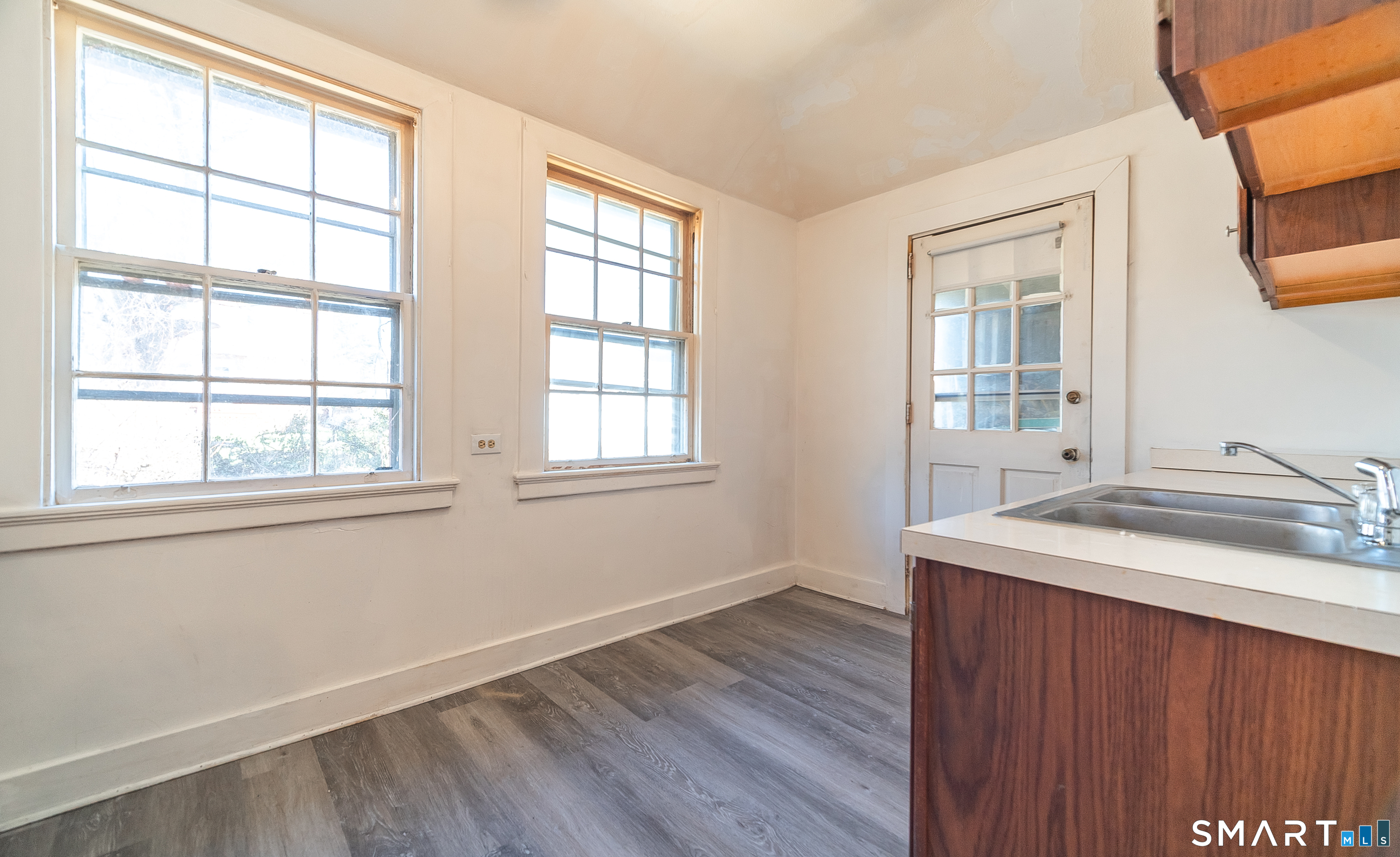 459 East Avenue Bridgeport CT 06610