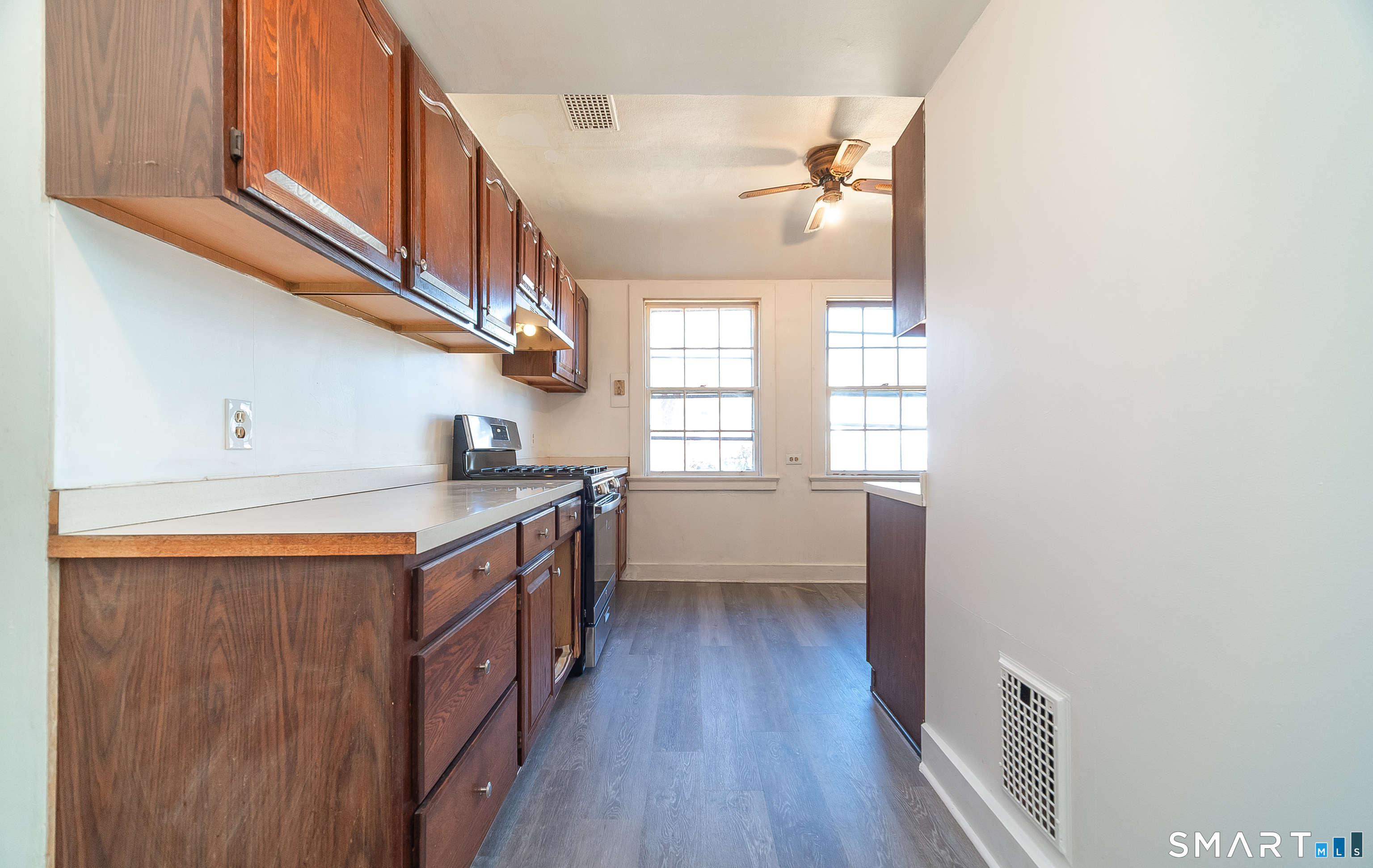 459 East Avenue Bridgeport CT 06610