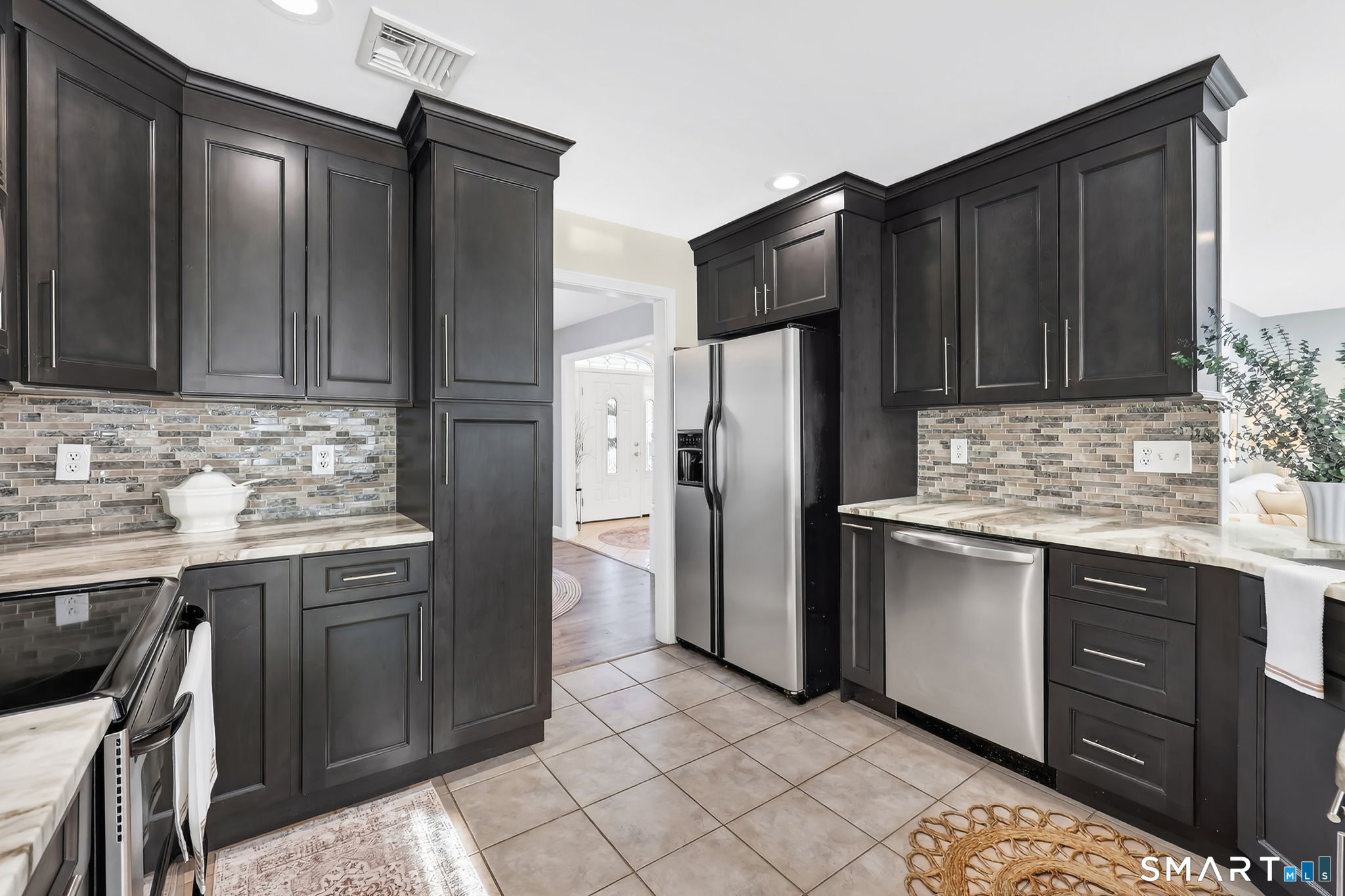 27 April Way Bloomfield CT 06002