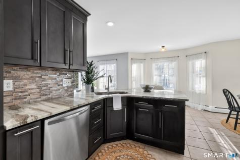 27 April Way Bloomfield CT 06002