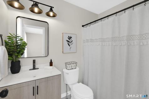 27 April Way Bloomfield CT 06002