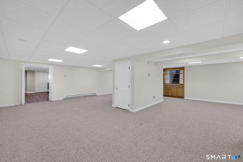 27 April Way Bloomfield CT 06002