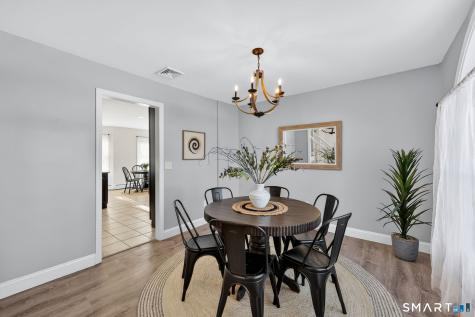 27 April Way Bloomfield CT 06002