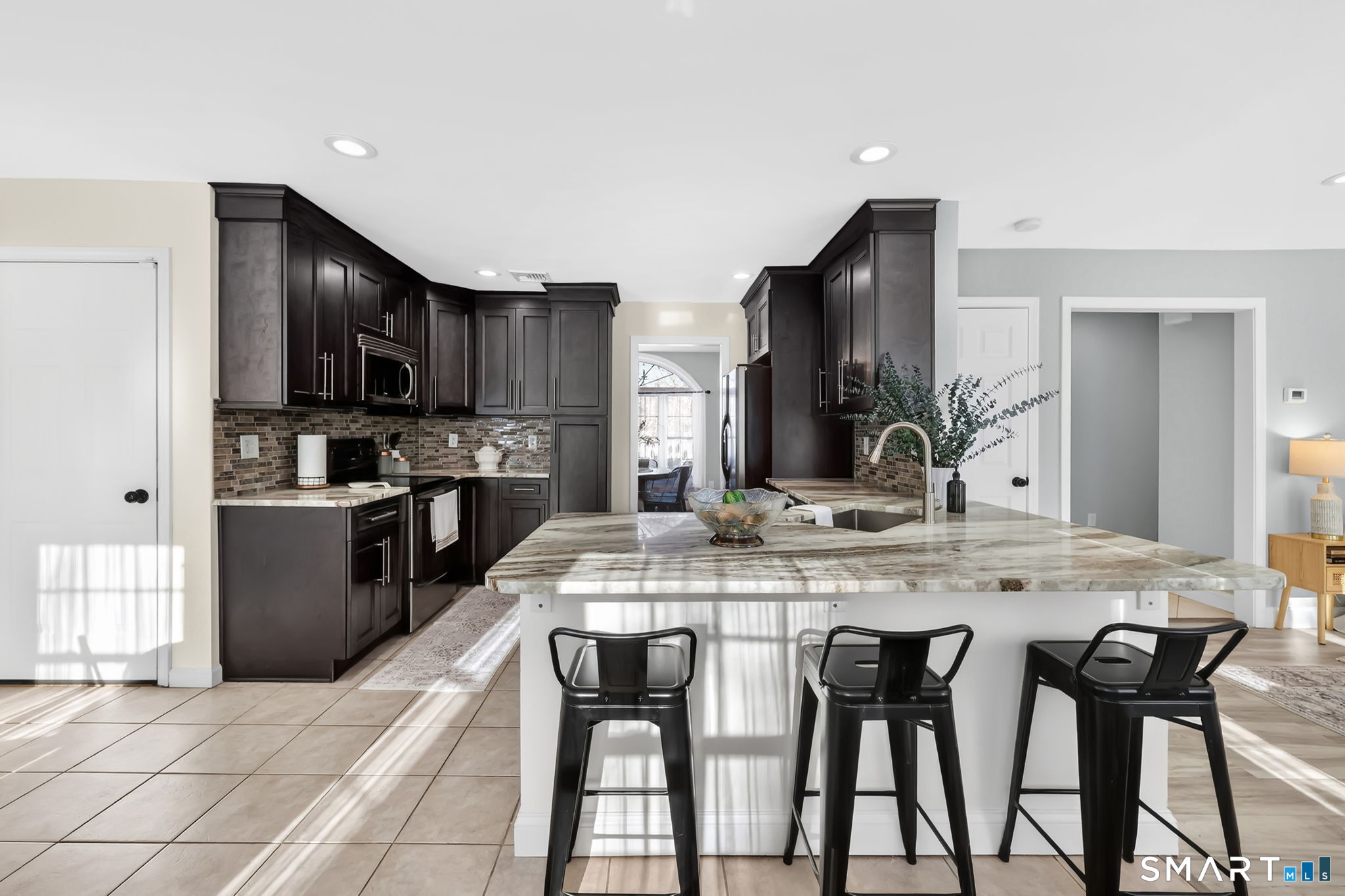 27 April Way Bloomfield CT 06002