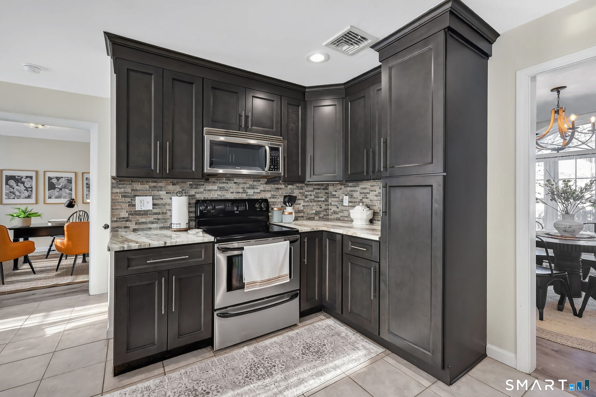 27 April Way Bloomfield CT 06002