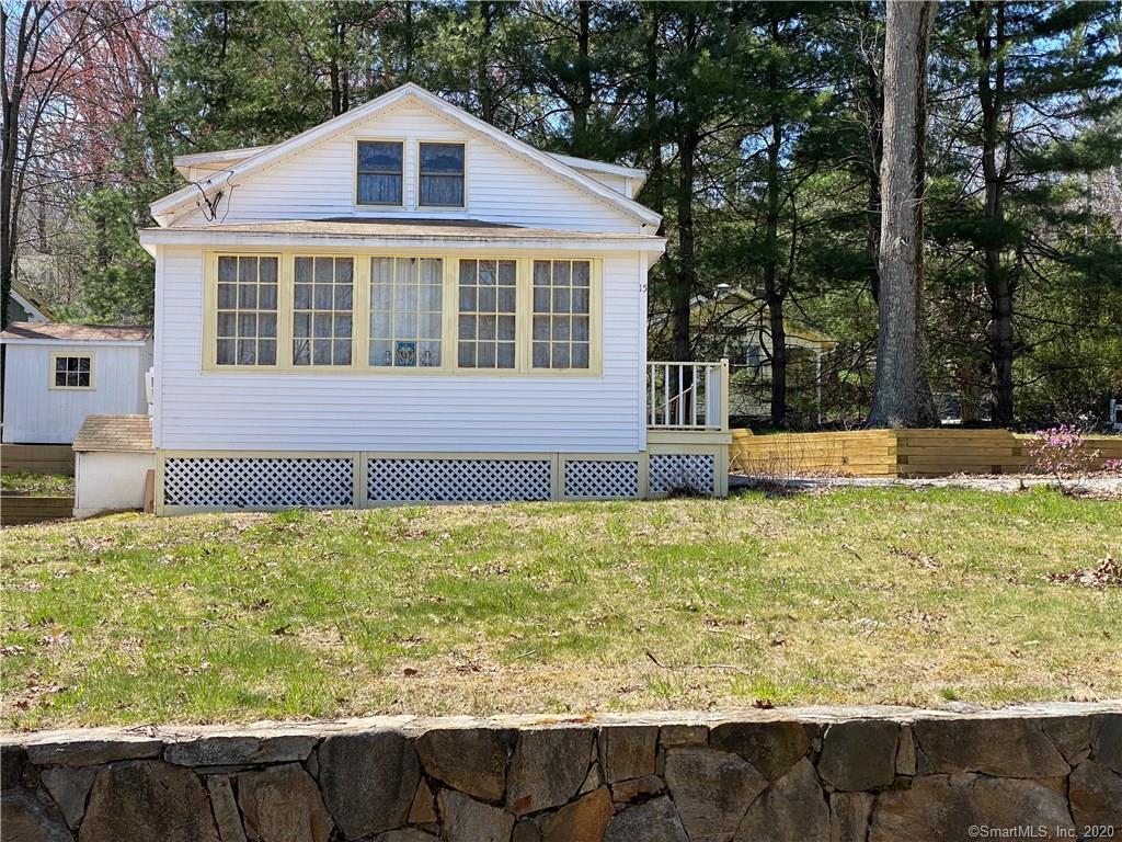15 Hazen Street Chester CT 06412