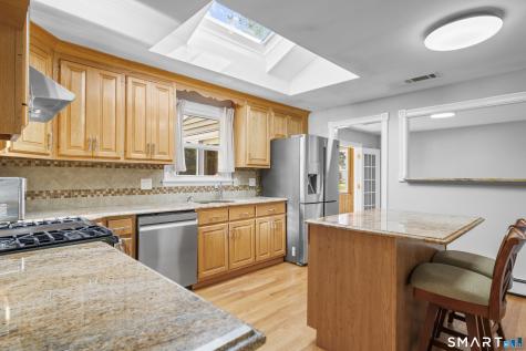 44 Lexton Drive Farmington CT 06032