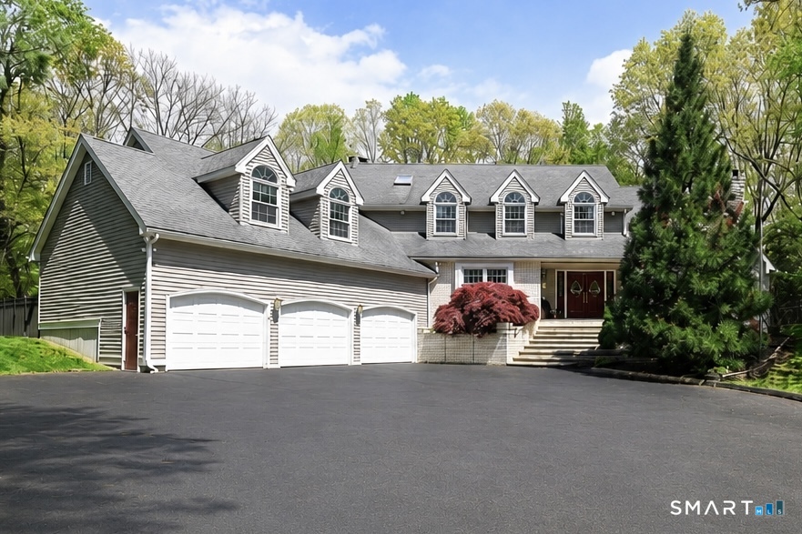 59 Greenbriar Road Oxford CT 06478