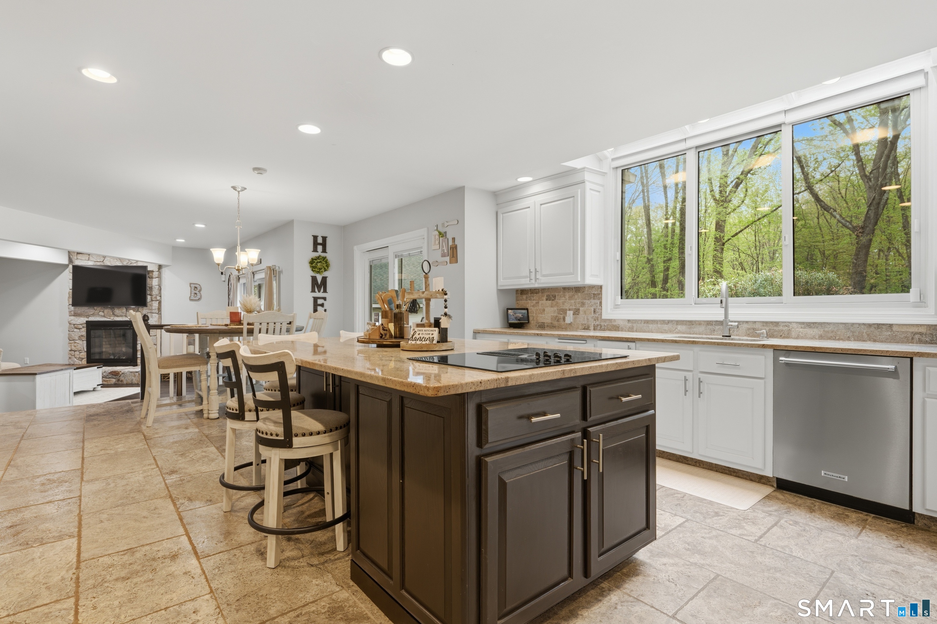 59 Greenbriar Road Oxford CT 06478
