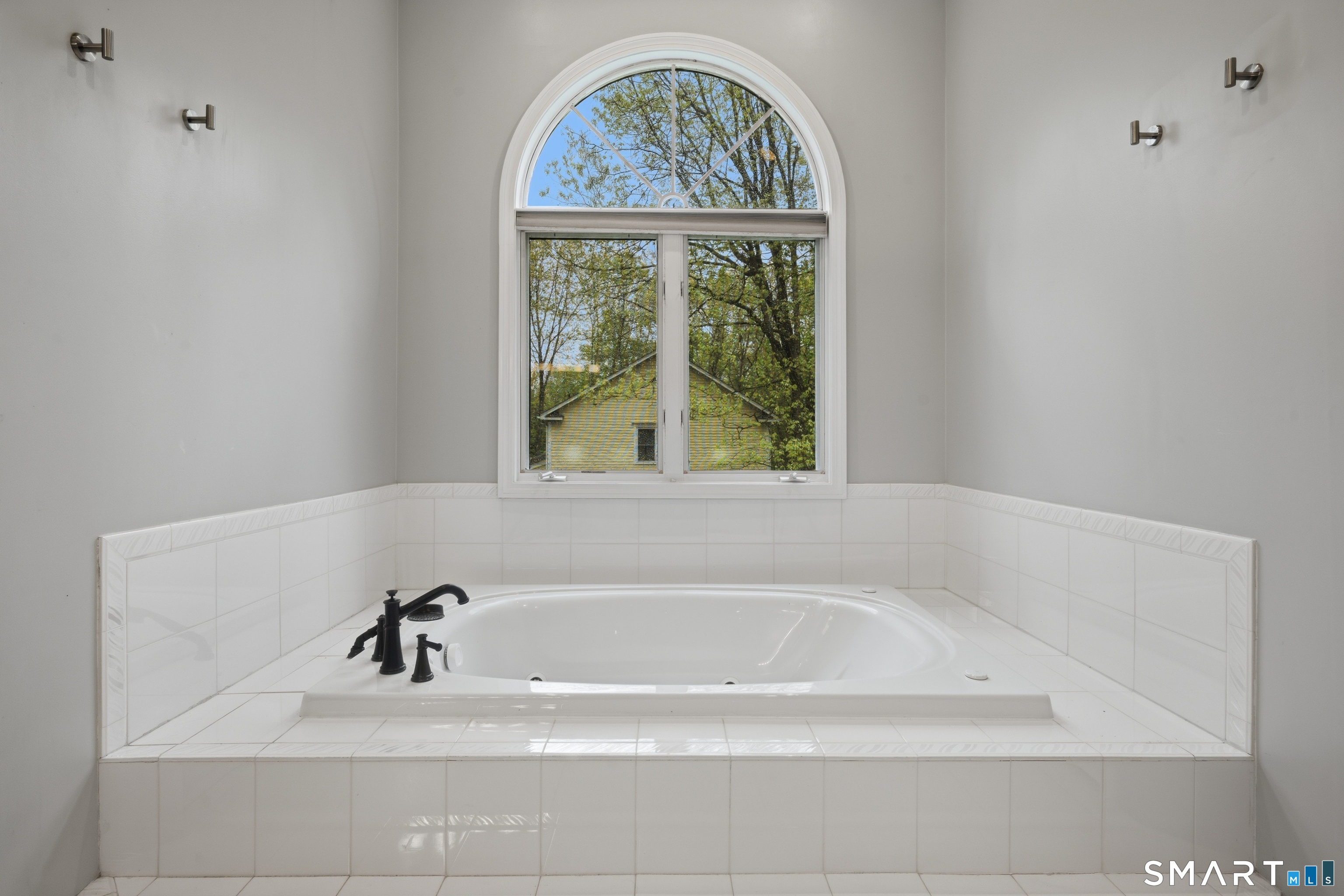 59 Greenbriar Road Oxford CT 06478