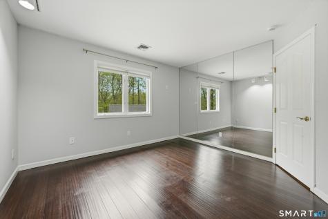 59 Greenbriar Road Oxford CT 06478