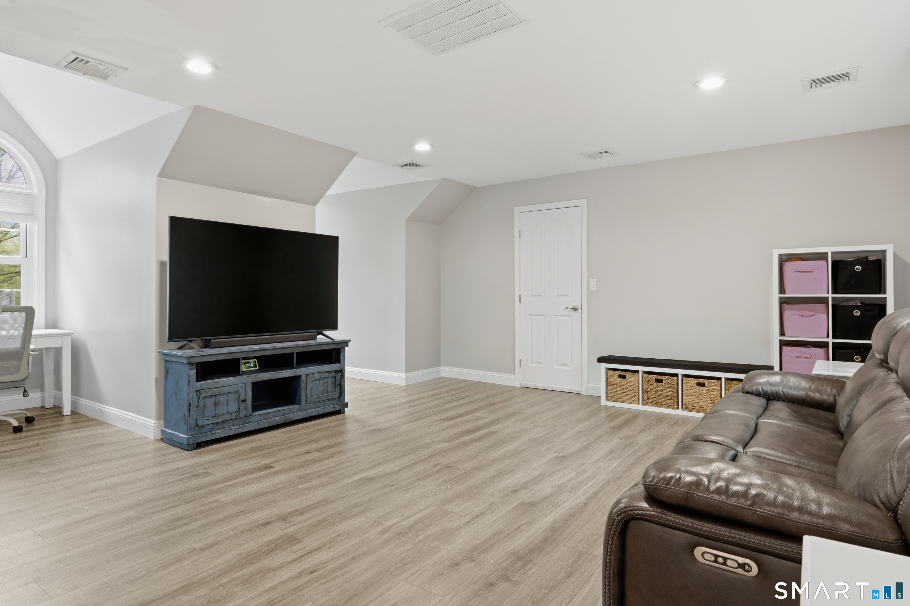 59 Greenbriar Road Oxford CT 06478