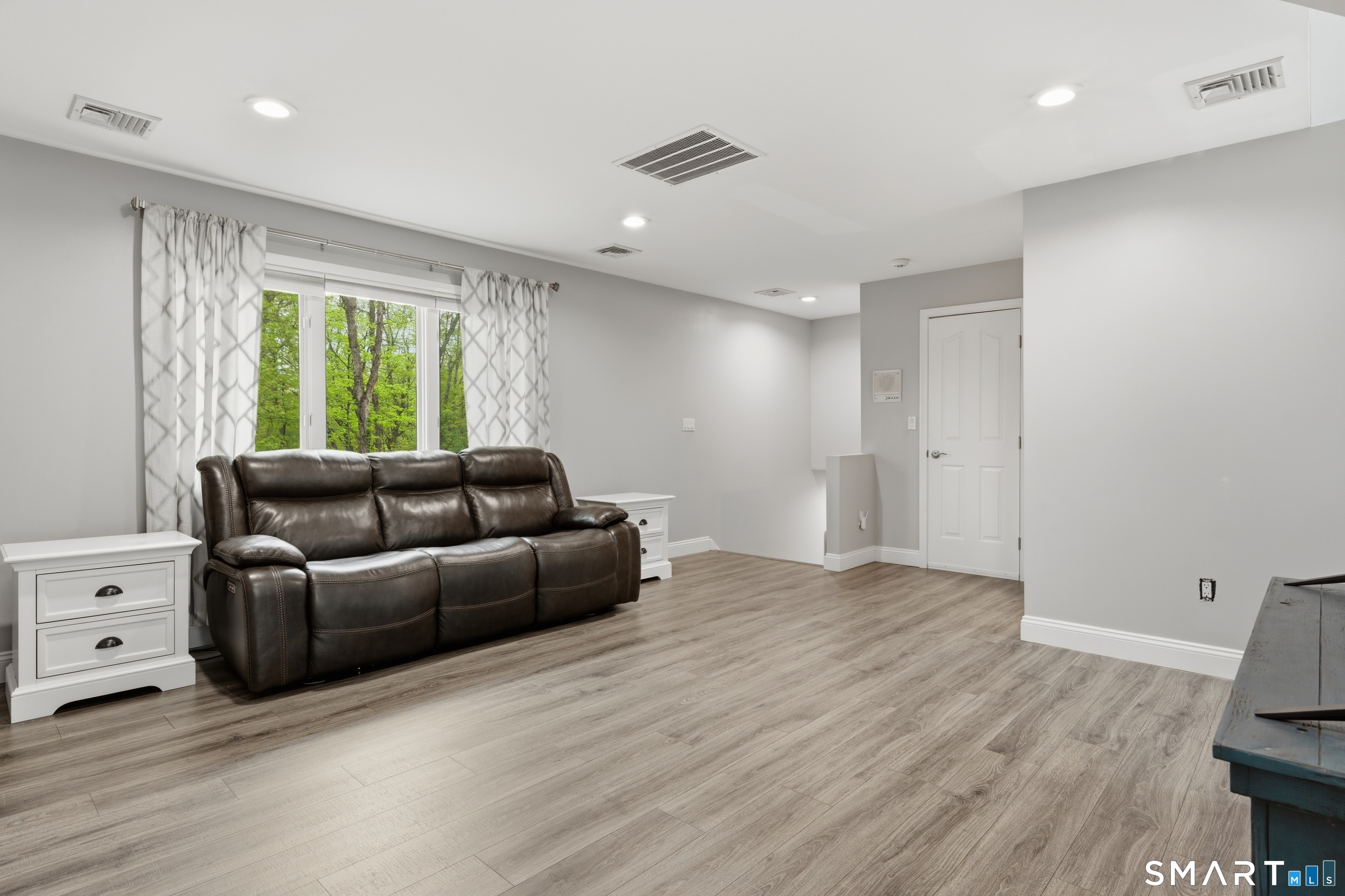 59 Greenbriar Road Oxford CT 06478