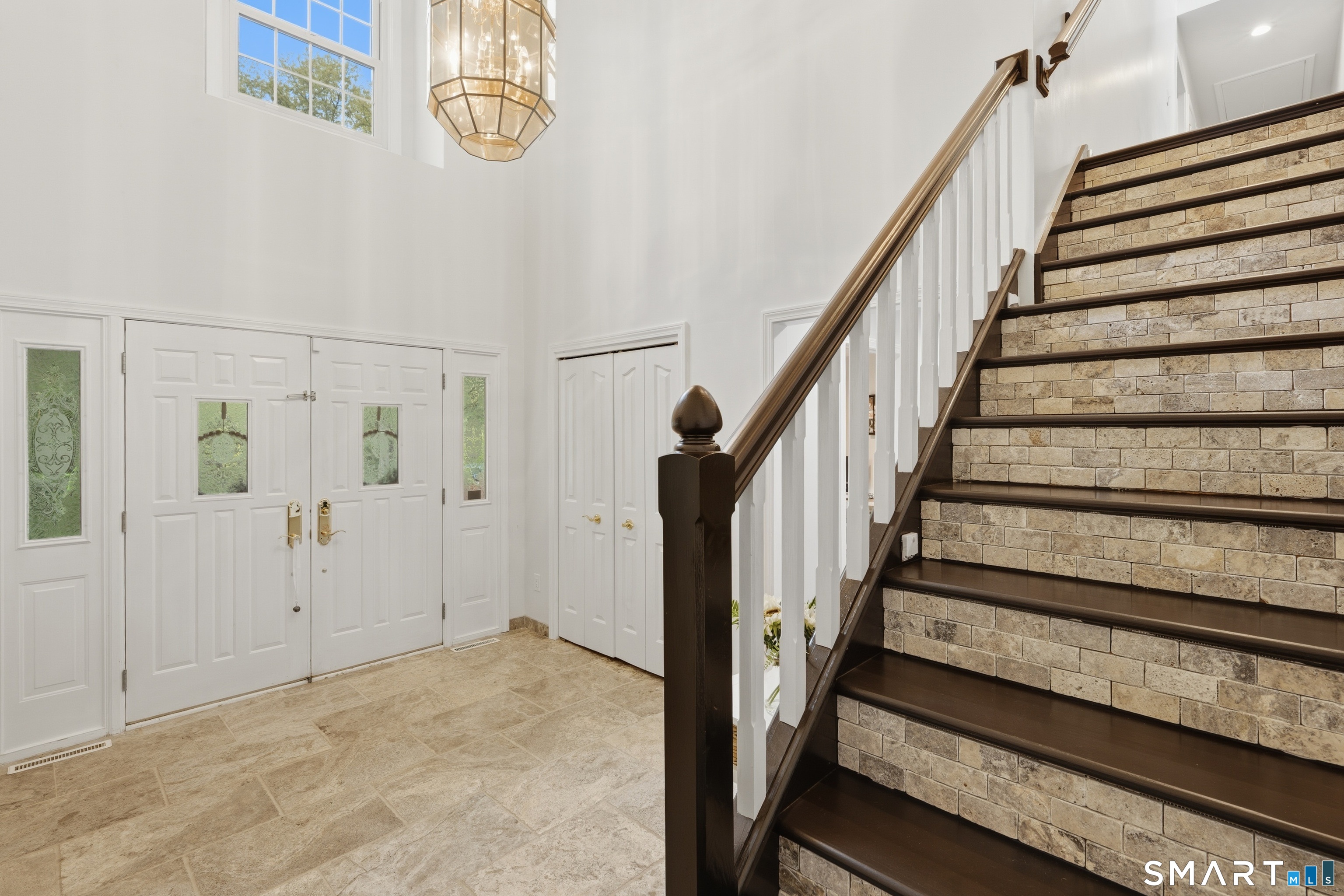 59 Greenbriar Road Oxford CT 06478
