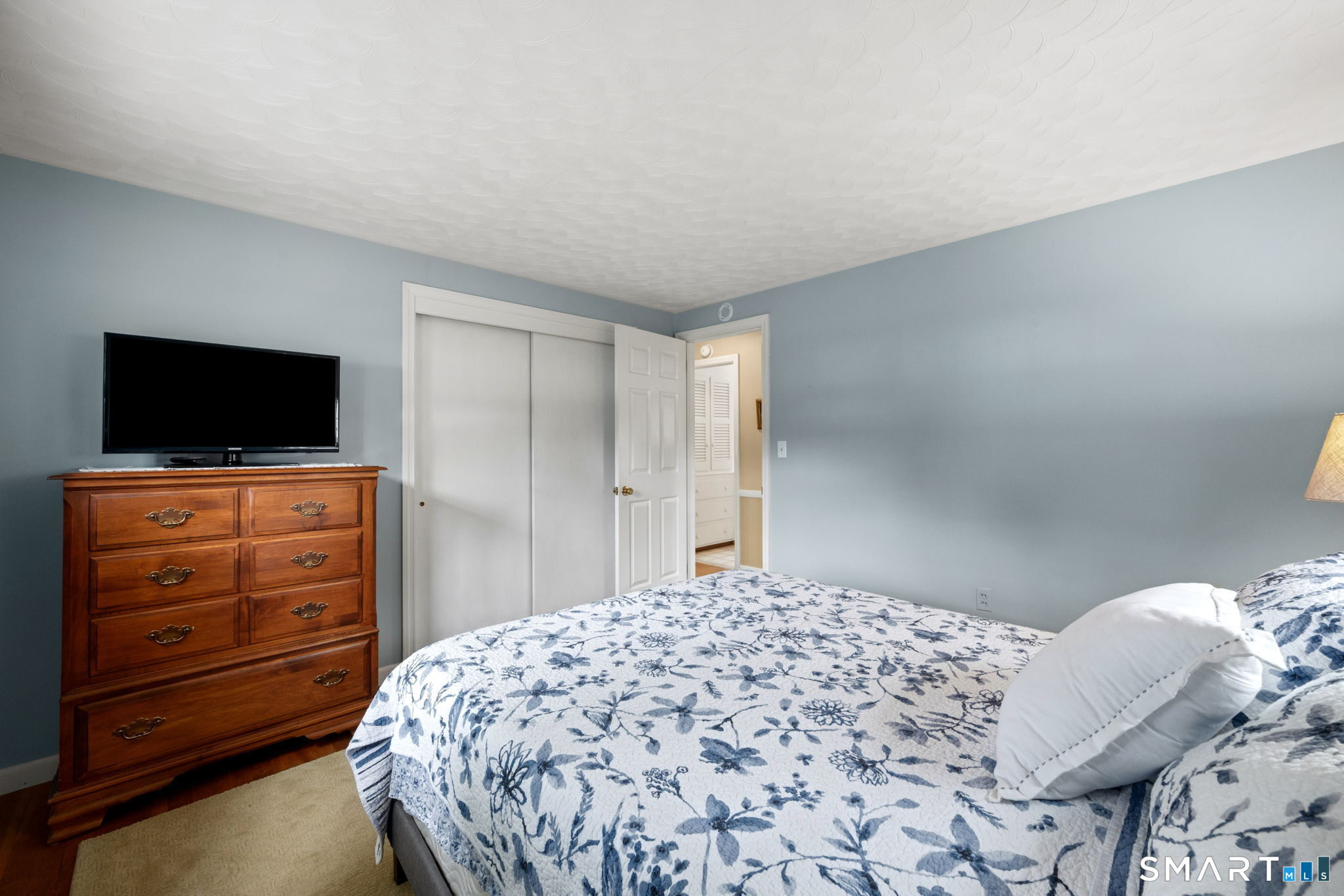 25 Litchfield Drive Enfield CT 06082