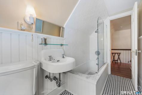 12 Ridgeway Road Easton CT 06612