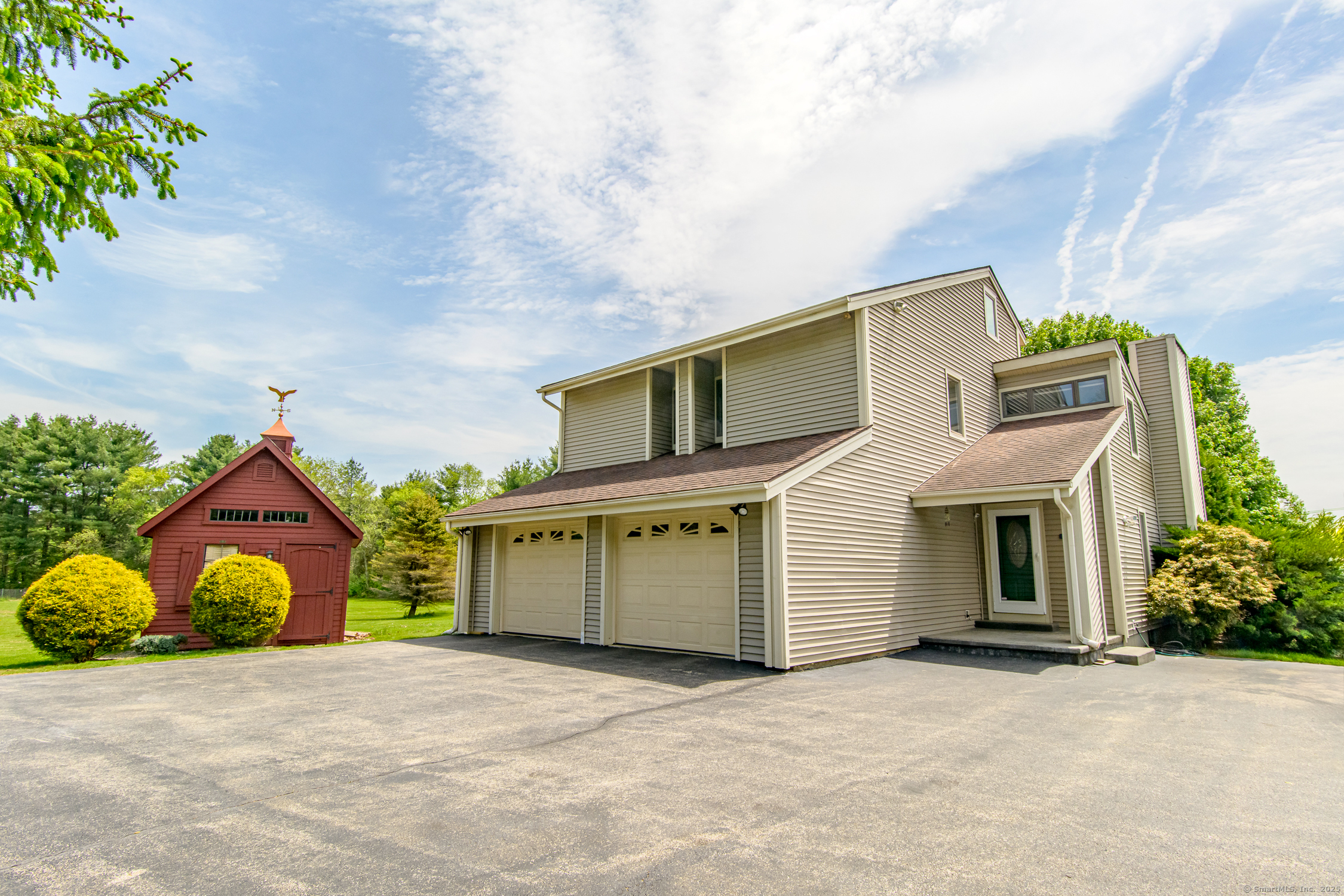 449 East Thompson Road Thompson CT 06277