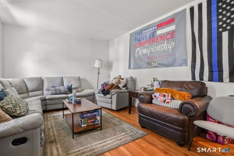 63 Richfield Road Bridgeport CT 06606