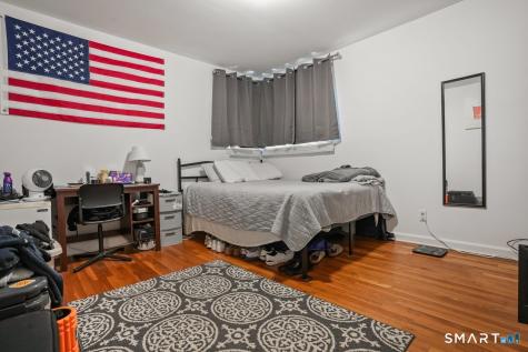 63 Richfield Road Bridgeport CT 06606