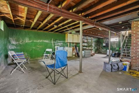 63 Richfield Road Bridgeport CT 06606