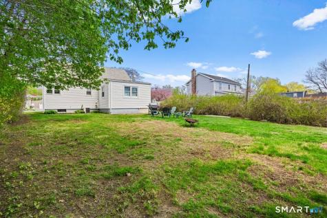 63 Richfield Road Bridgeport CT 06606