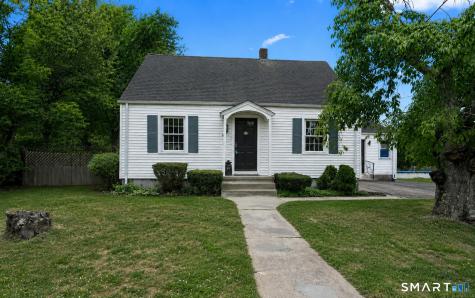 32 Belvedere Road North Haven CT 06473