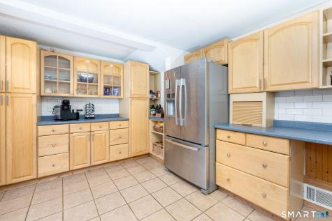 32 Belvedere Road North Haven CT 06473