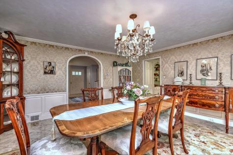 4 Brook Road Woodbridge CT 06525