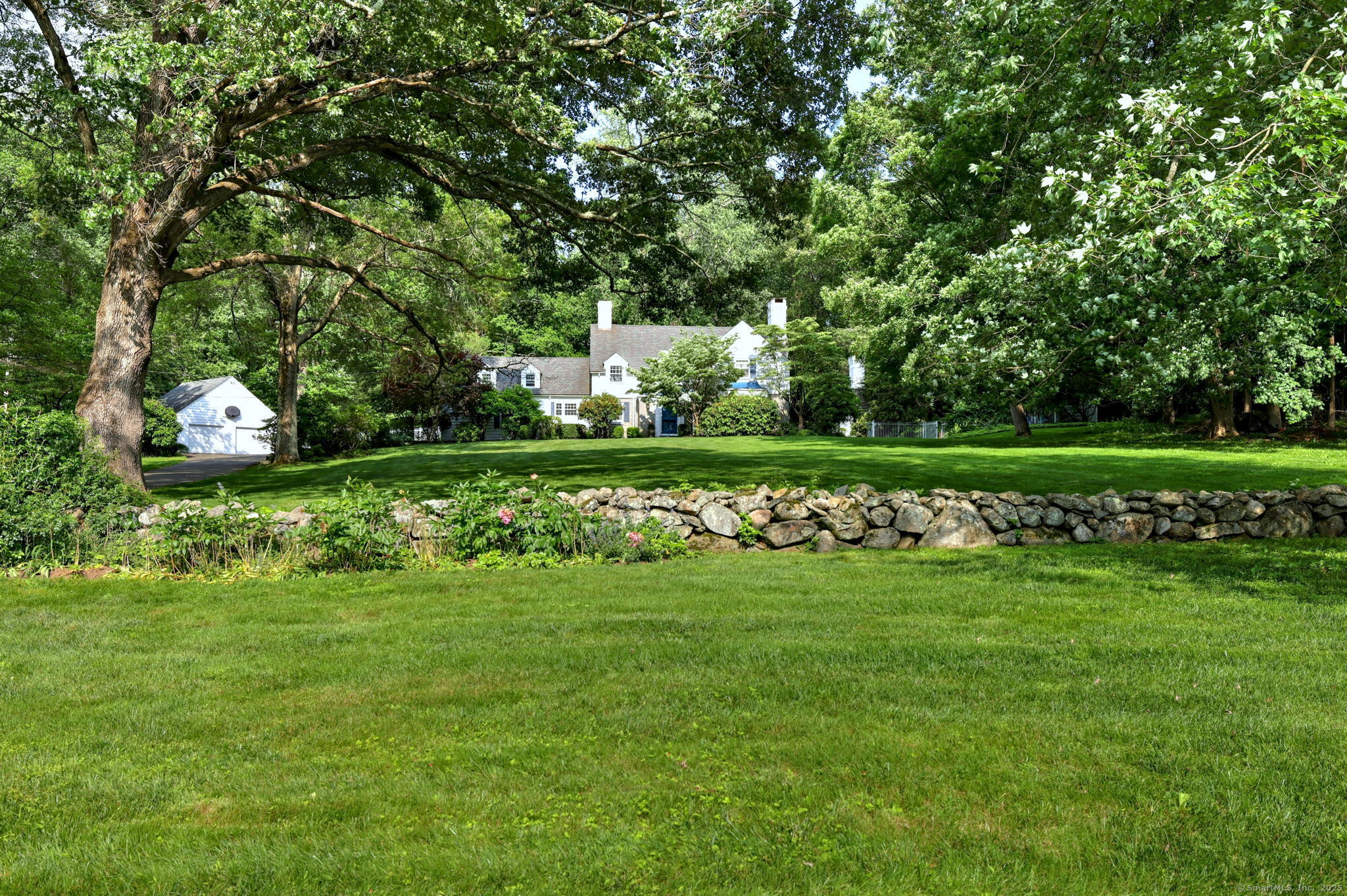 4 Brook Road Woodbridge CT 06525