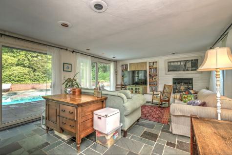 4 Brook Road Woodbridge CT 06525