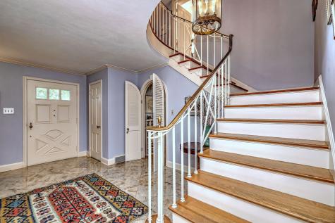 4 Brook Road Woodbridge CT 06525