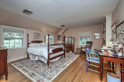 4 Brook Road Woodbridge CT 06525