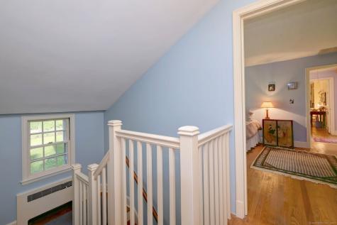4 Brook Road Woodbridge CT 06525