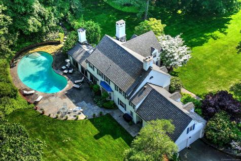 4 Brook Road Woodbridge CT 06525