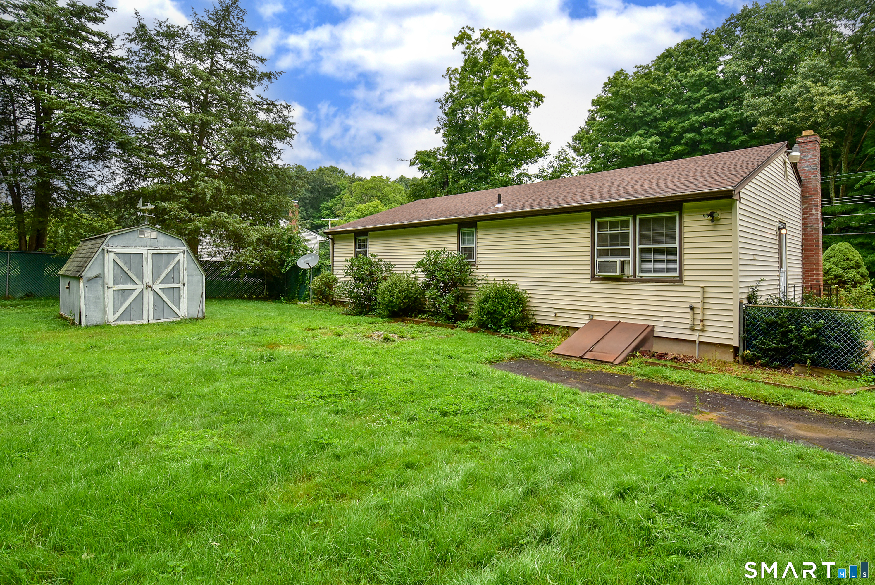 150 Baxter Street Tolland CT 06084