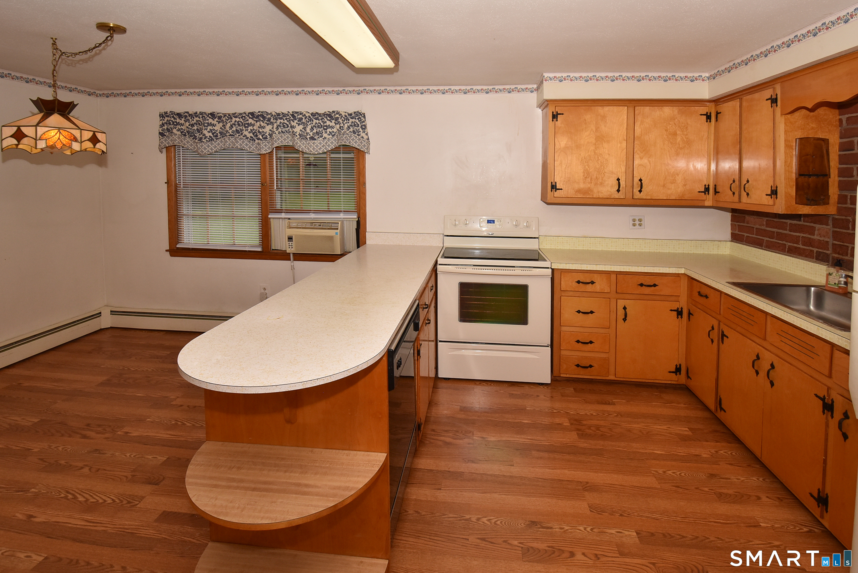 150 Baxter Street Tolland CT 06084