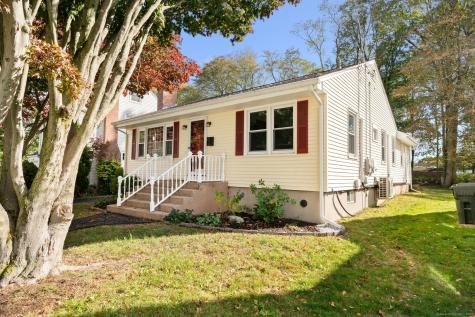 142 Plant Street New London CT 06320