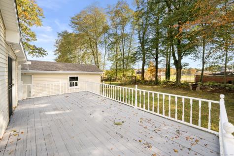142 Plant Street New London CT 06320