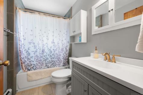 142 Plant Street New London CT 06320