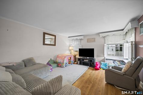 16 South Road Enfield CT 06082