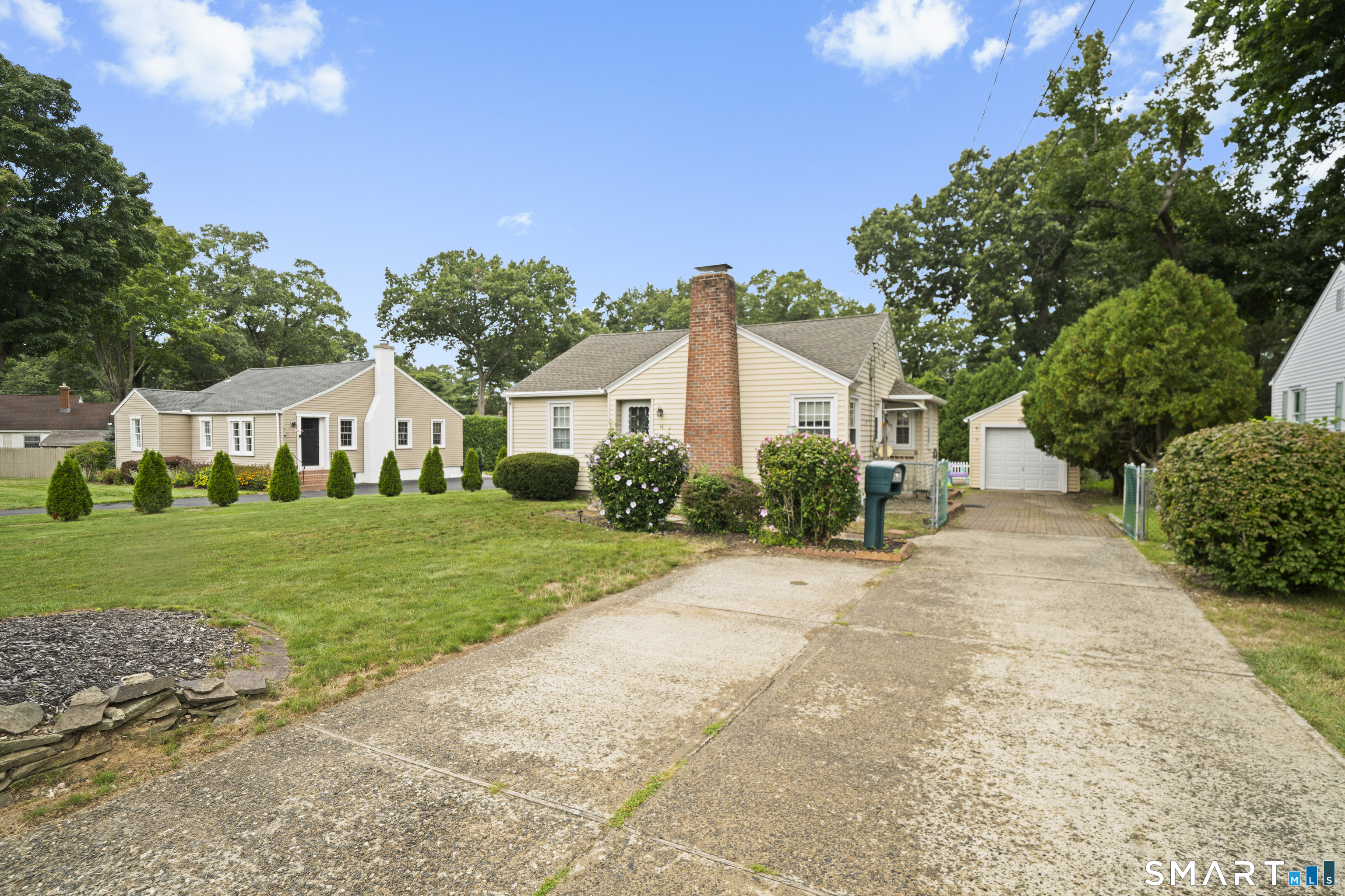 16 South Road Enfield CT 06082