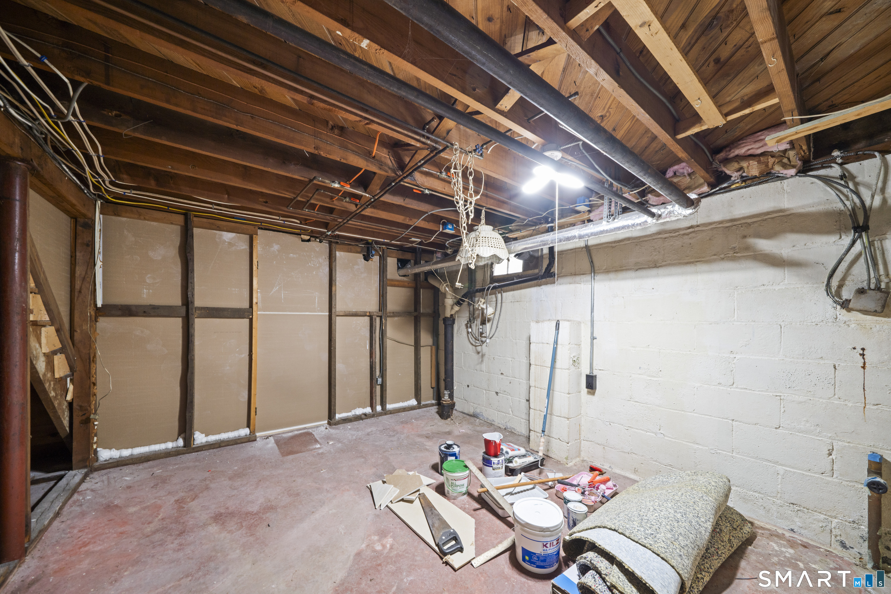 16 South Road Enfield CT 06082