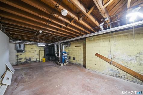 16 South Road Enfield CT 06082