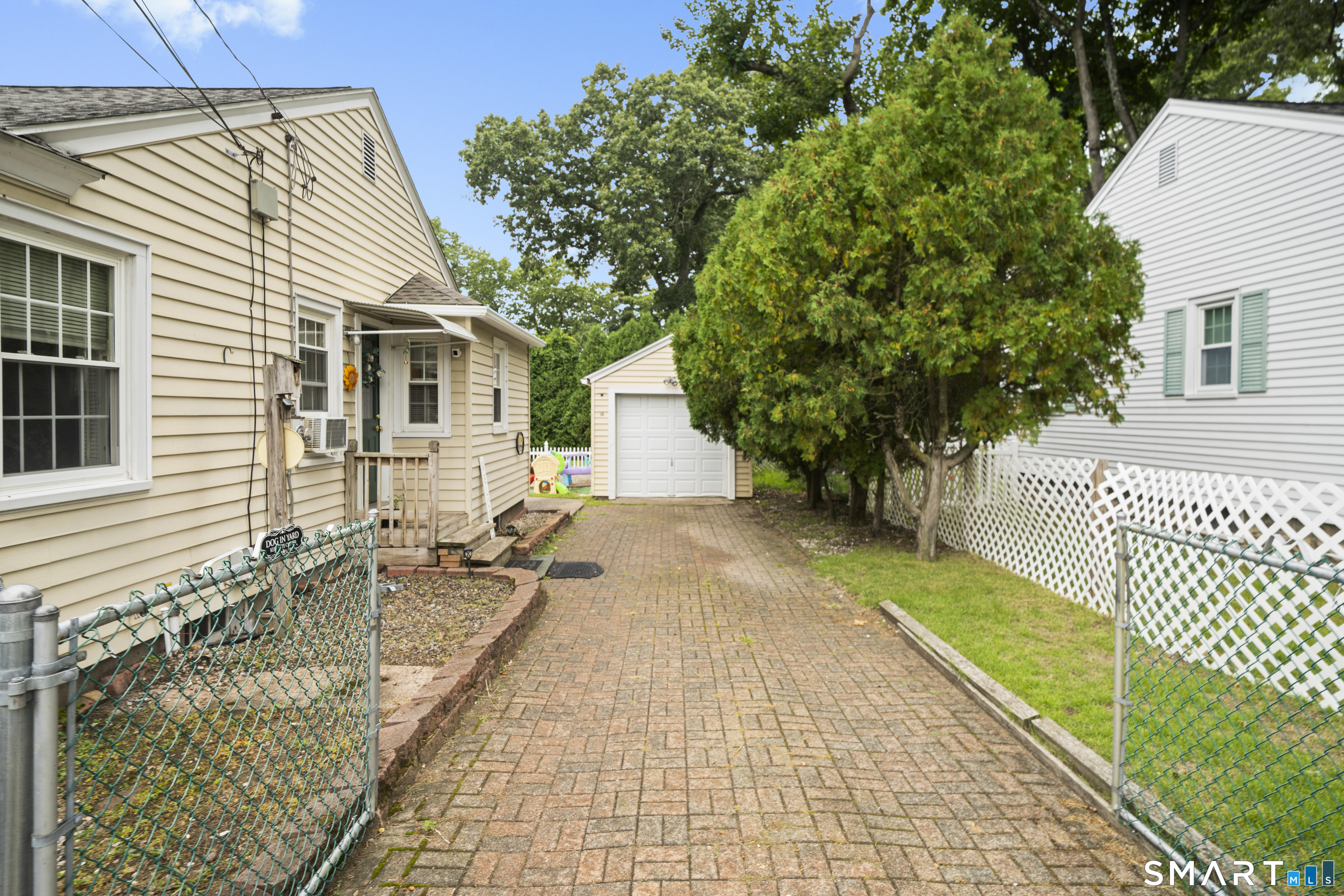 16 South Road Enfield CT 06082