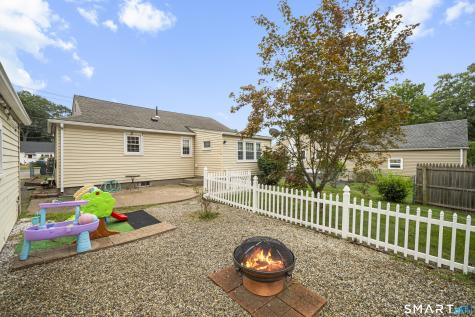 16 South Road Enfield CT 06082
