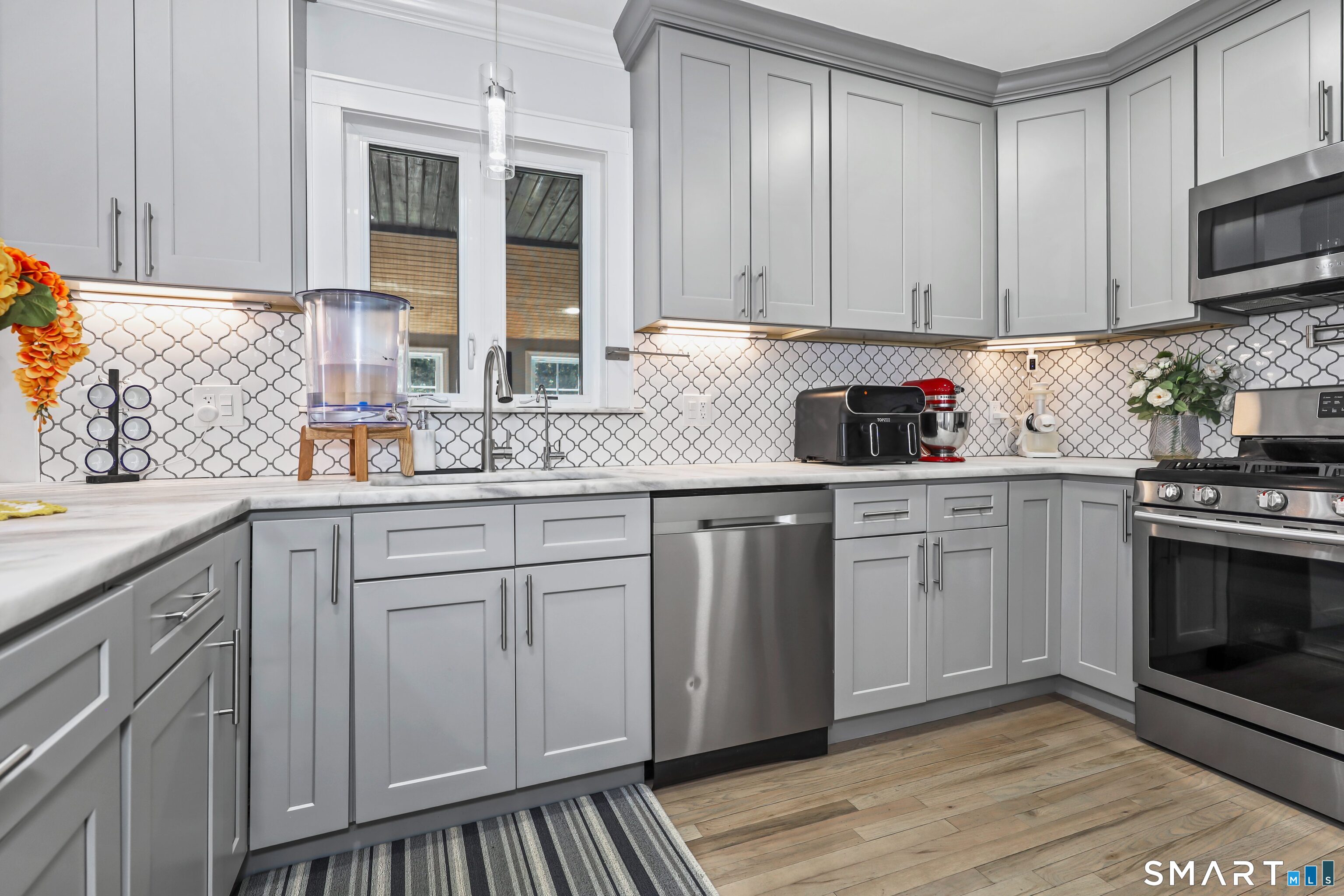 1479 Laurel Avenue Bridgeport CT 06604