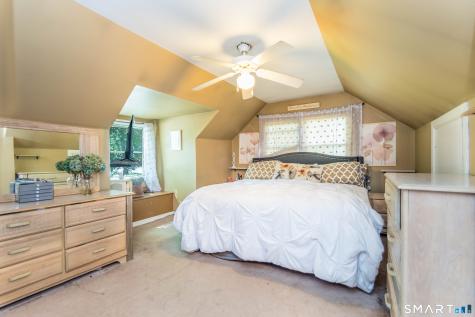 220 Castle Drive Stratford CT 06614