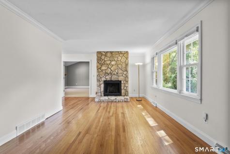 7 Winthrop Drive Shelton CT 06484